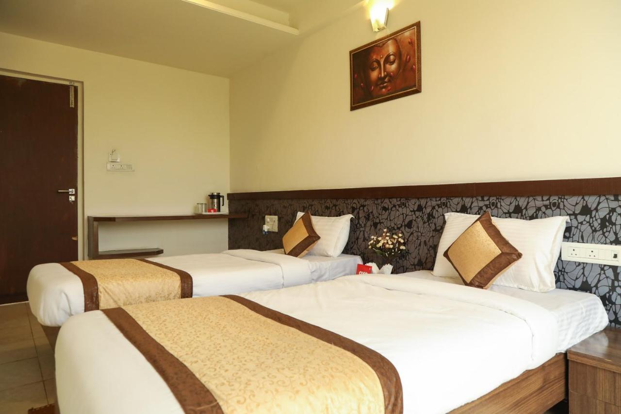 Oyo 10943 Hotel Plus Corporate Khapa (Maharashtra) Exterior foto